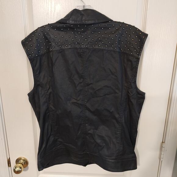 Trouve Black Faux Leather Accent Studded Zip Up Vest Women’s Size L - Picture 5 of 12